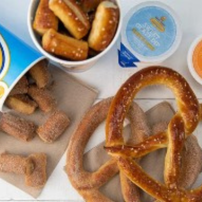 Auntie Anne's pretzels with dipping sauce